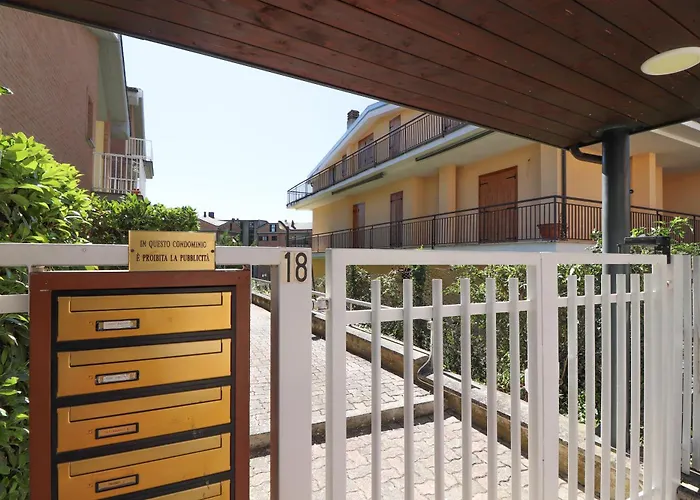 Luxury Con Vista Panoramica - Ospedale E Gdf Apartment